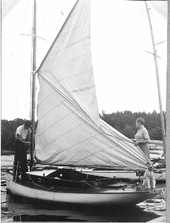 Marinmuseum öppnar Flyghangaren på Stumholmen och visar upp äldre originalbåtar 